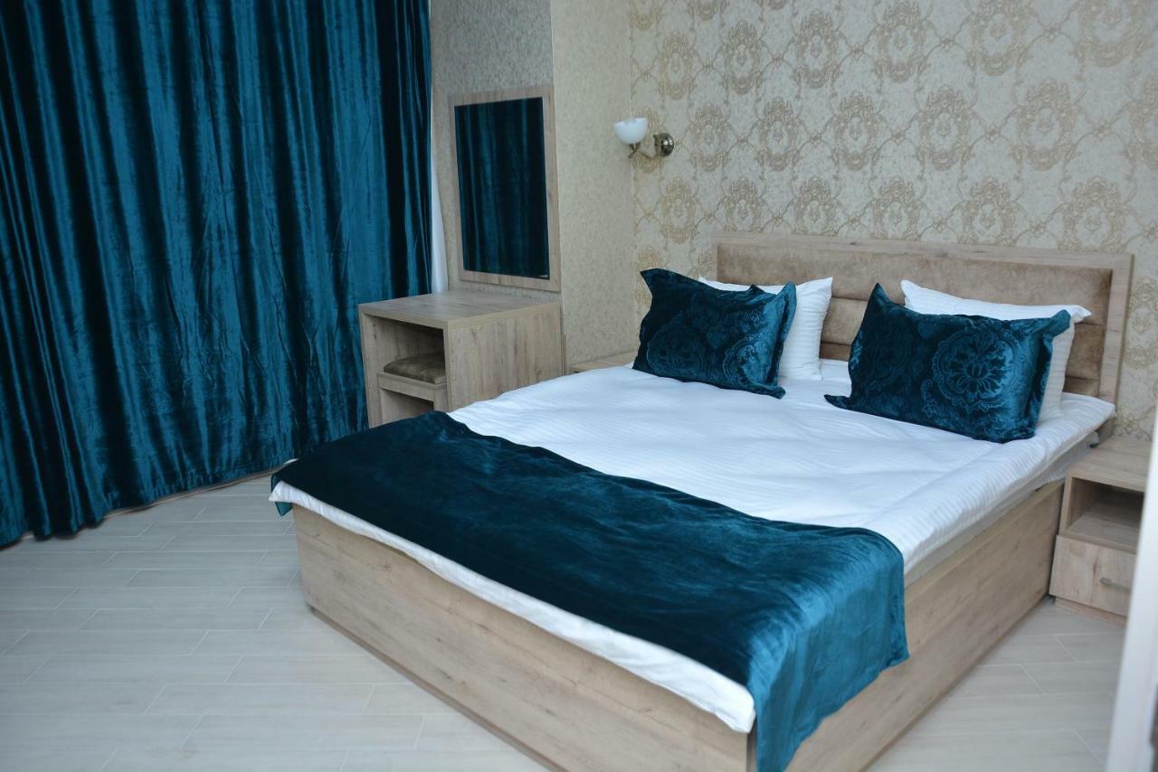 Global Hotel Baku Exteriör bild