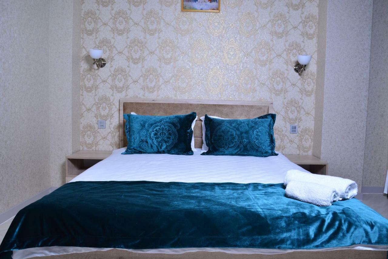 Global Hotel Baku Exteriör bild